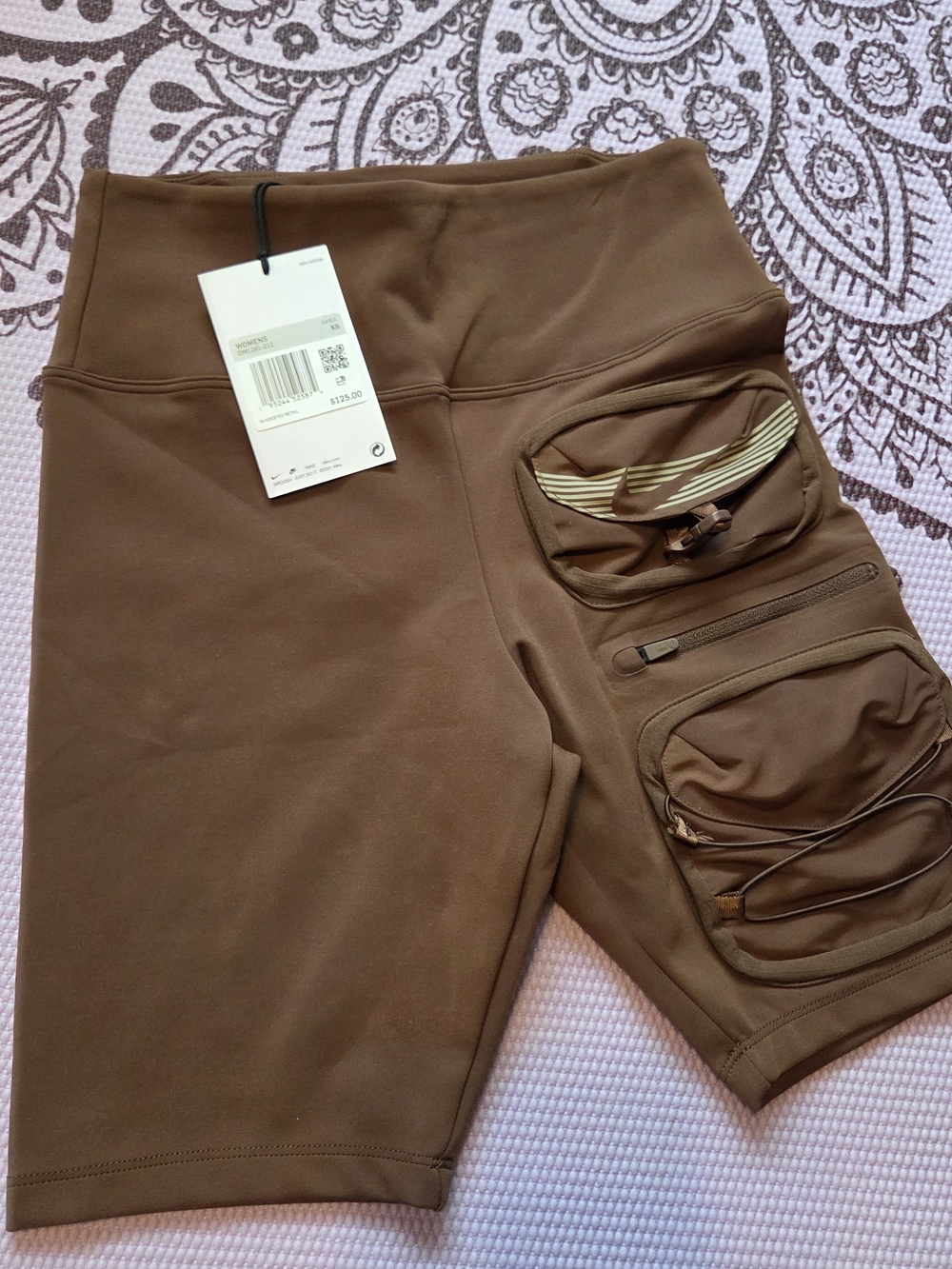 Nike Travis Scott Captain Jack High-Rise Bike Shorts XS & Crop Jacket SM / SET